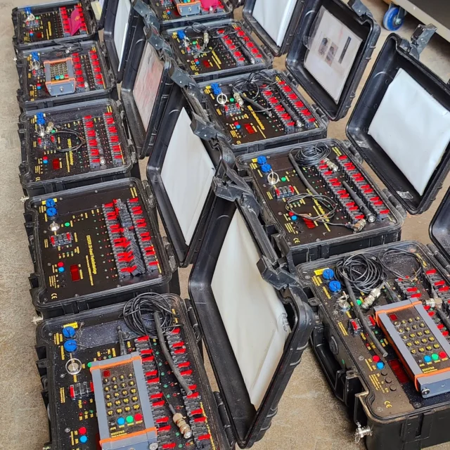 Abgenickt durch Technik 😎💥

#feuerwerk #pyrotechnik #zündtechnik #zündanlage #pyro #pyros #pyroforlife #pyrojunge #pyroausstattung #pyroextrem #pyroevents #pyroshow #pyroshop #instapyro #pyrostimmung #pyrolove #pyromane #feuerwerkskörper #feuerwerkstradition #feuerwerksverkauf #feuerwerkbuchen #feuerwerkshow #feuerwerkdasganzejahr #silvesterfeuerwerk #feuerwerkzünden #feuerwerkkaufen #feuerwerkshop #feuerwerkland #deinfeuerwerkshop